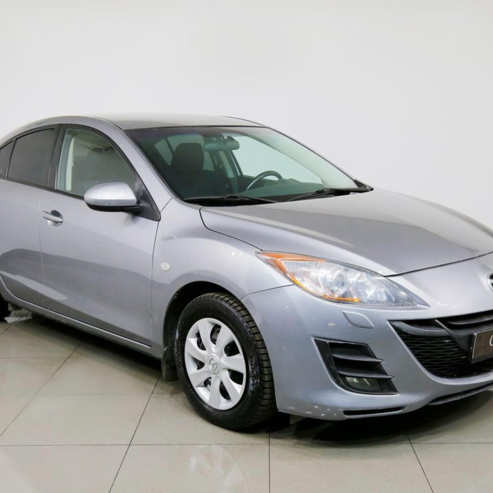 Mazda 3, 2011