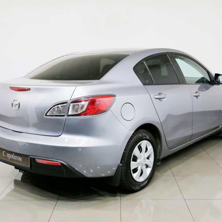 Mazda 3, 2011