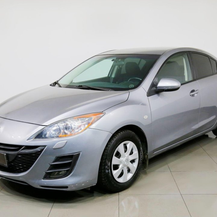 Mazda 3, 2011