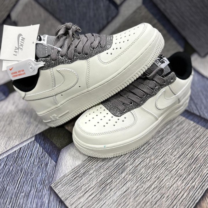 Кроссовки Nike air Force