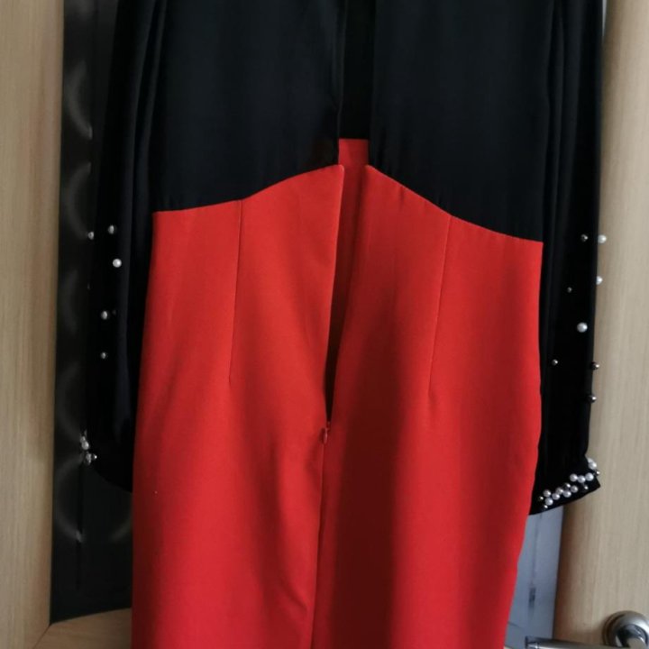 Платье женское