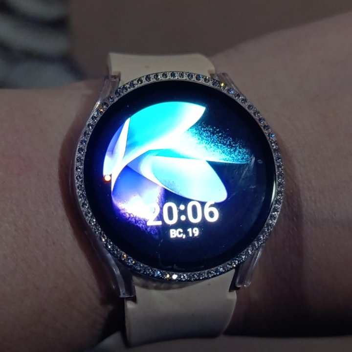 Смарт часы Samsung galaxy watch 4,стекло 40 мм