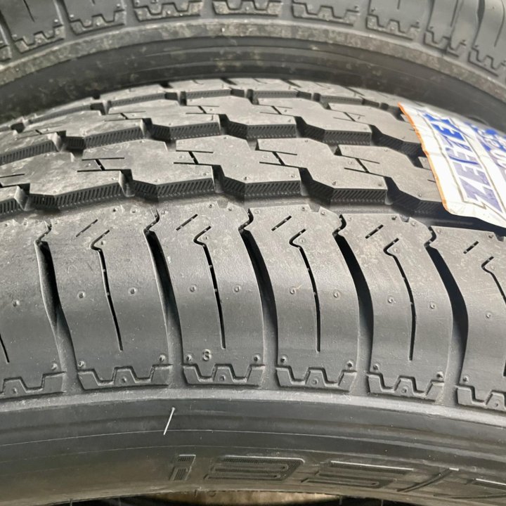 195/70 R15C 104/102T Zeetex eco