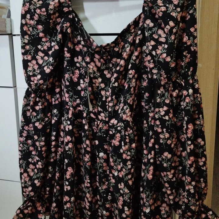 Продаю одежду для девушек 42 размера