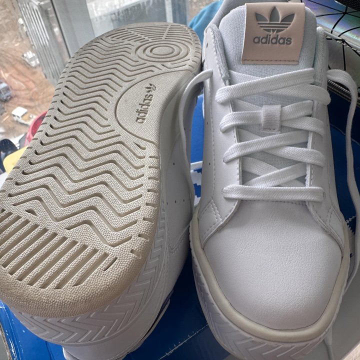 Кроссовки новые Adidas originals Court Tourino