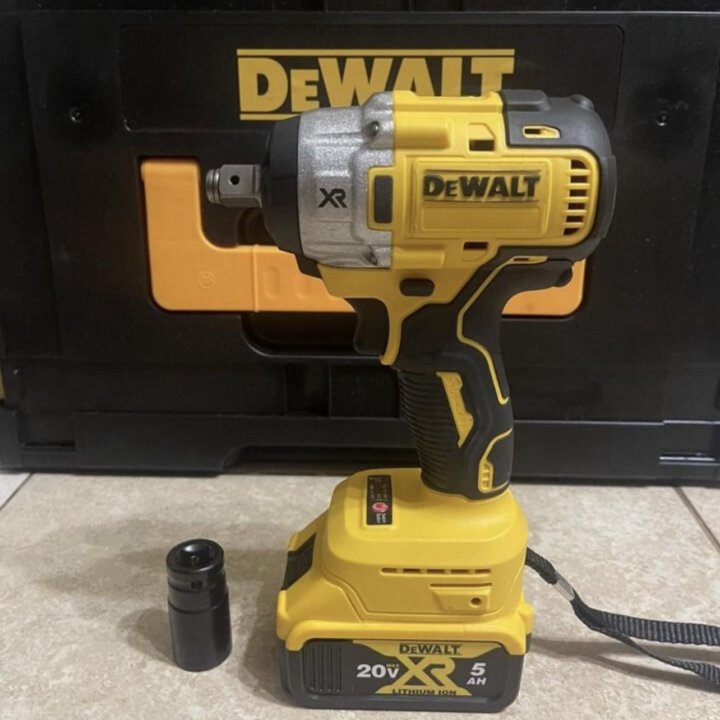 Набор 4в1 DeWalt Аккум УШМ +Шур+Перф+ Гайковерт