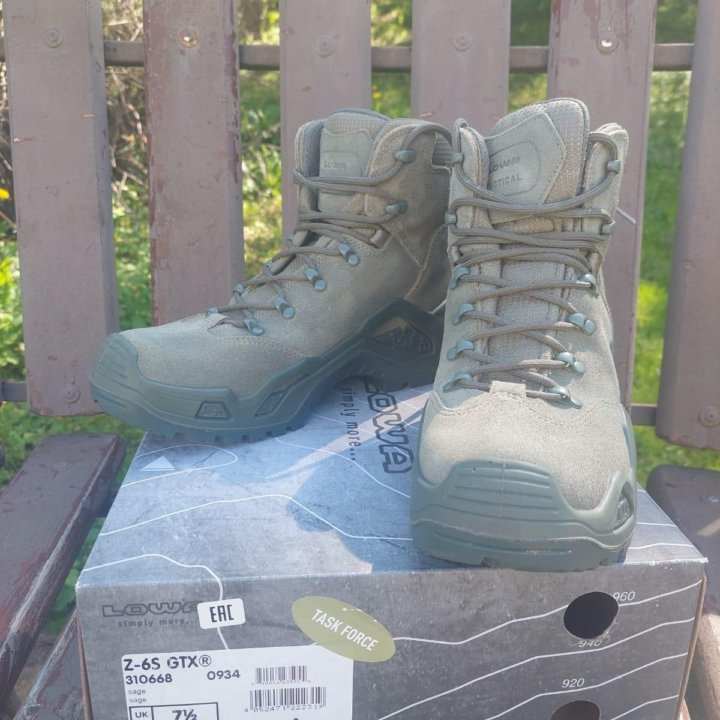 Lowa Boots Z-6N GTX