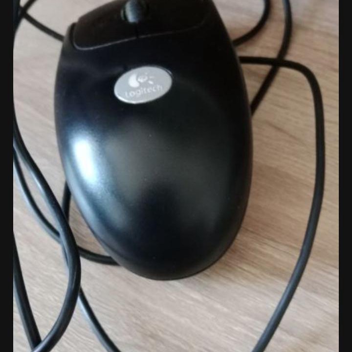 Мышь проводная Logitech