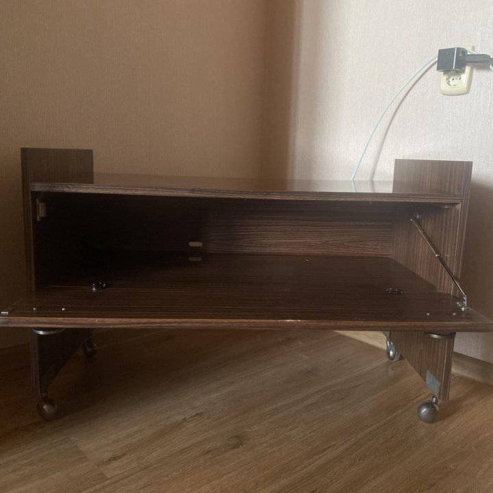 Тумба под телевизор