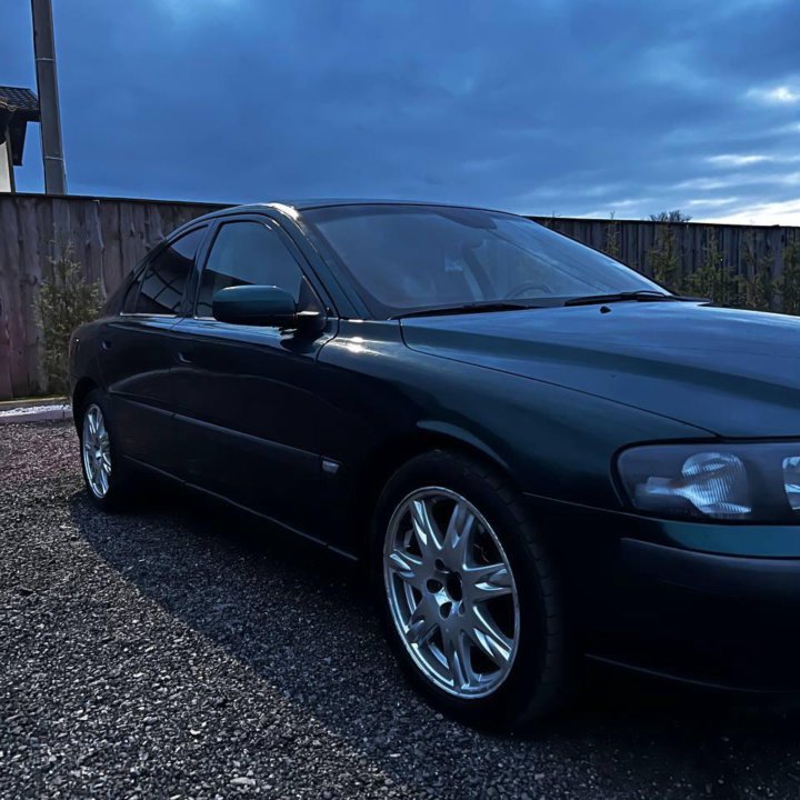 Volvo S60, 2004