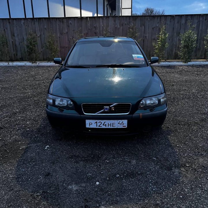 Volvo S60, 2004