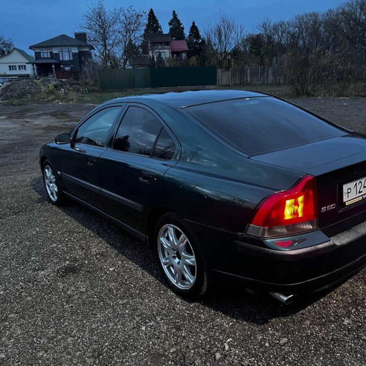 Volvo S60, 2004