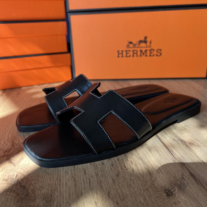 Шлепанцы Hermes