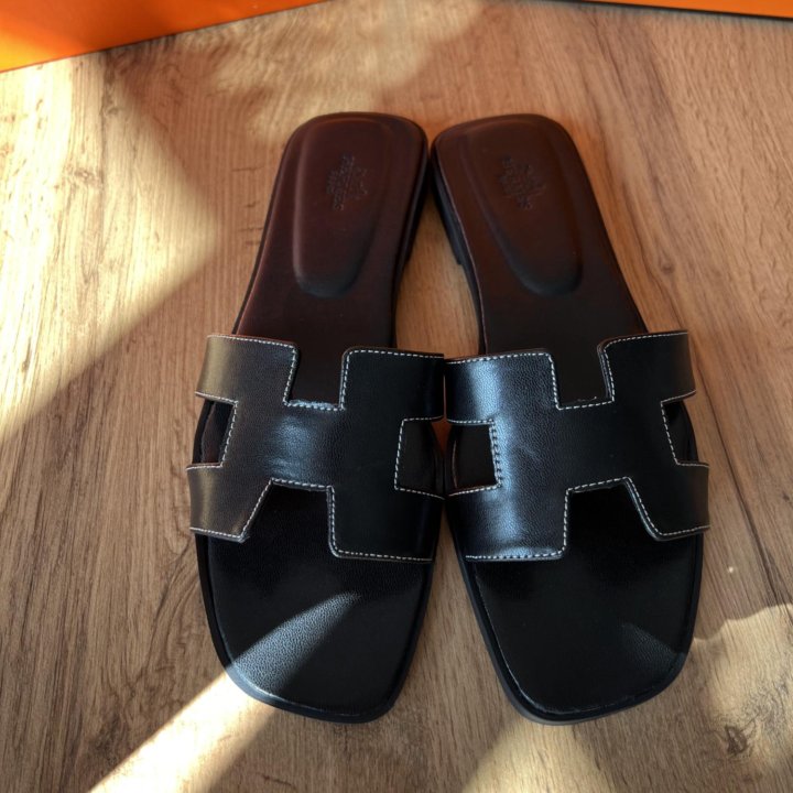 Шлепанцы Hermes