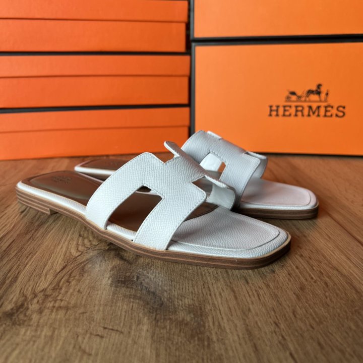 Шлепки Hermes