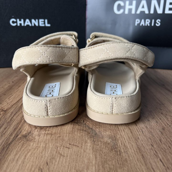 Сандалии Chanel
