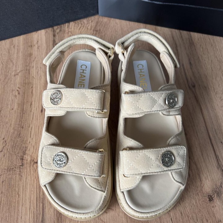 Сандалии Chanel