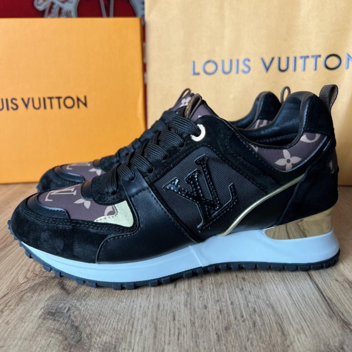 Кроссовки Louis Vuitton Run Away