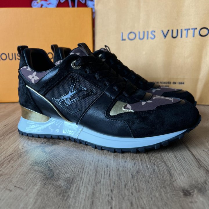 Кроссовки Louis Vuitton Run Away