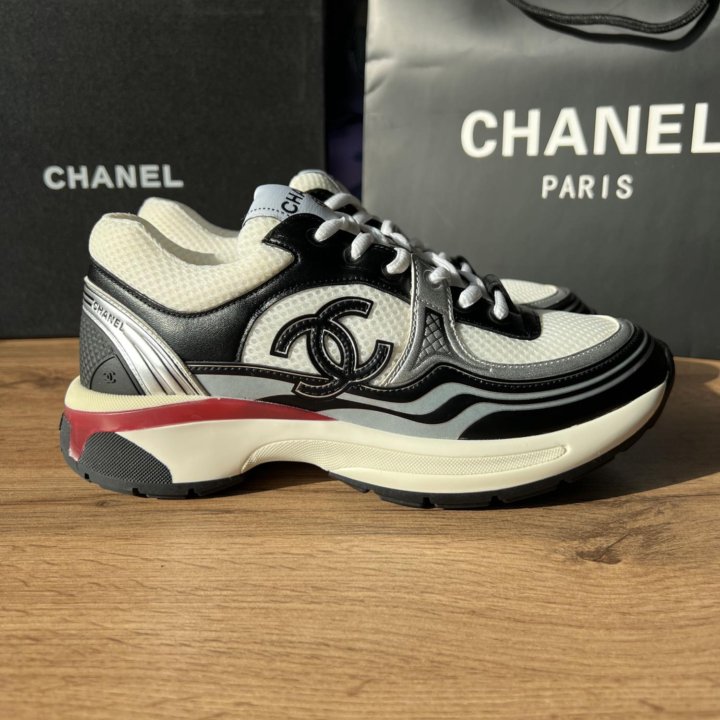 Кроссовки Chanel