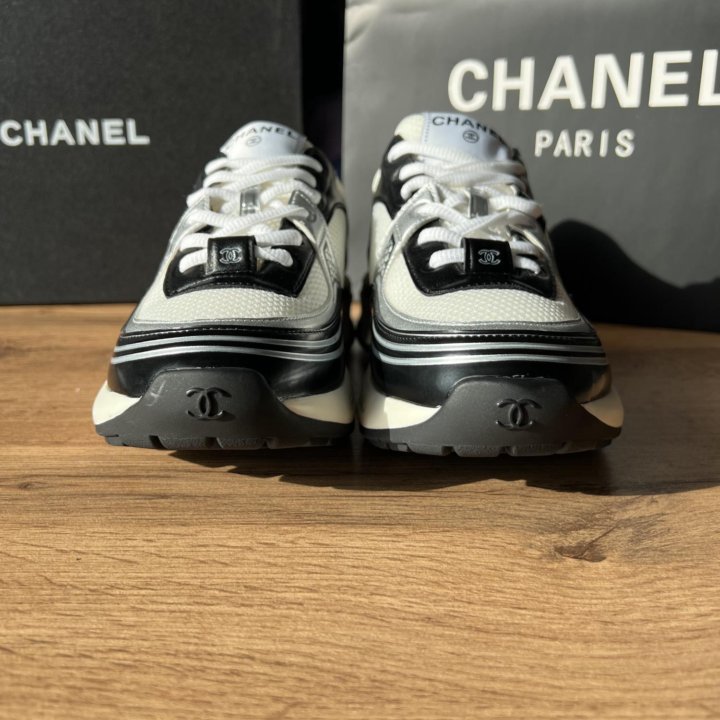 Кроссовки Chanel