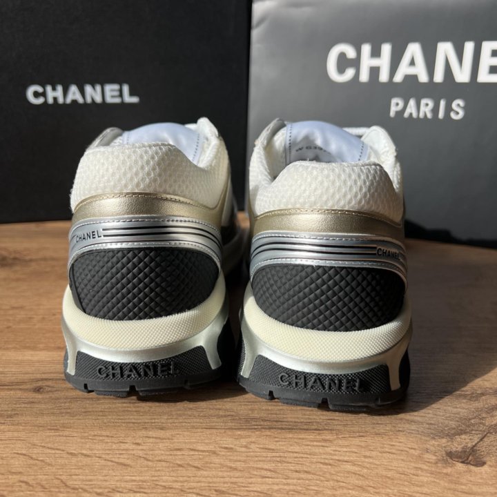 Кроссовки Chanel