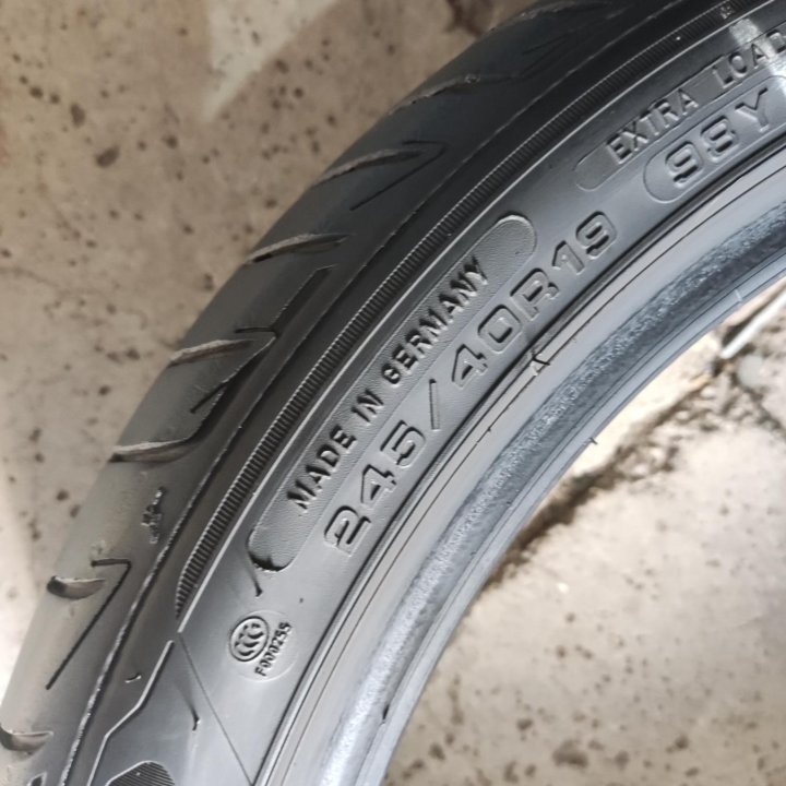 GOODYEAR 245/40 R19 лето 1шт