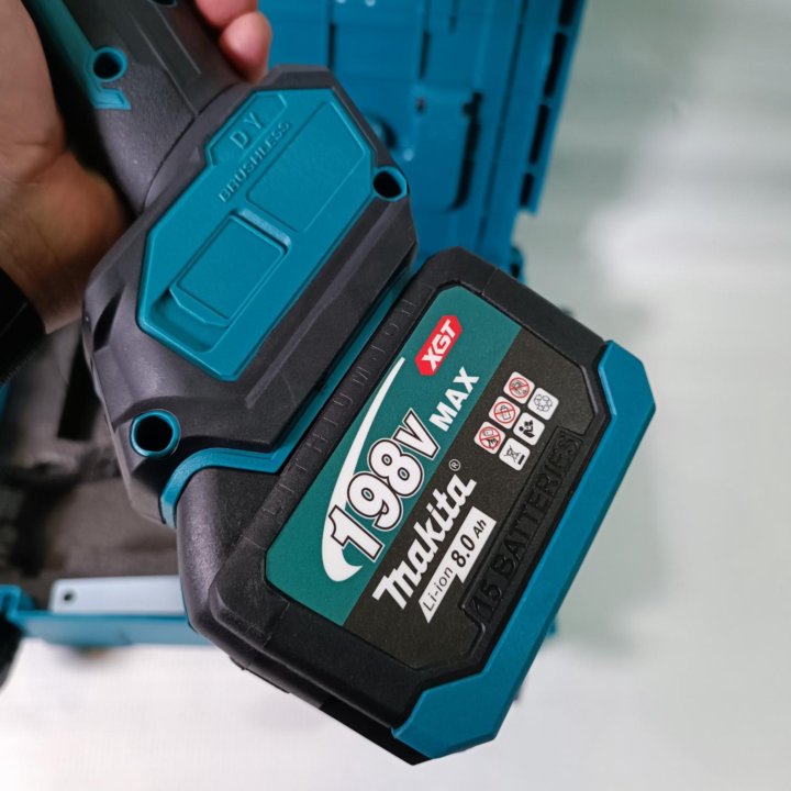 Аккумуляторная болгарка Makita 125 мм