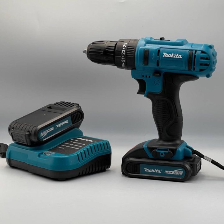 Шуруповерт makita26v с инструментами