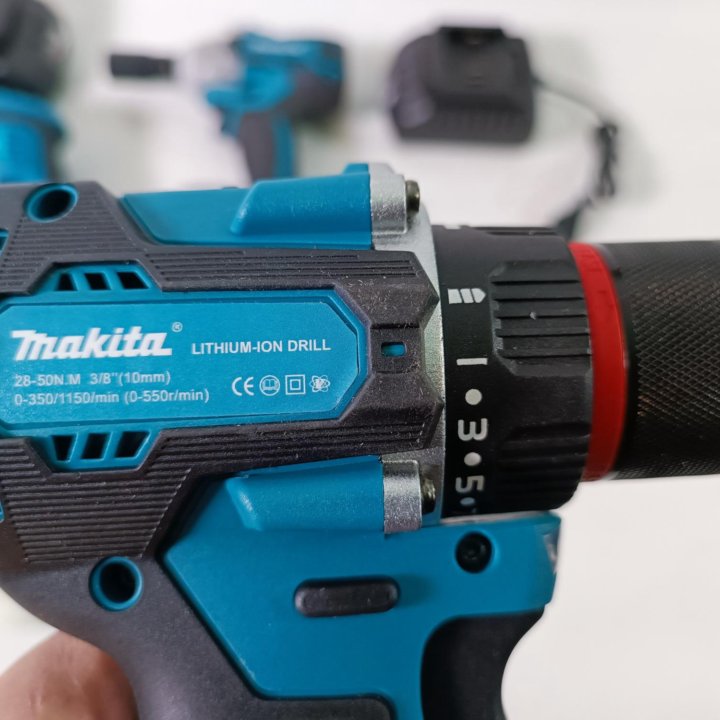 Набор электроинструмента Makita 4в1 (4 АКБ, 2 ЗУ)