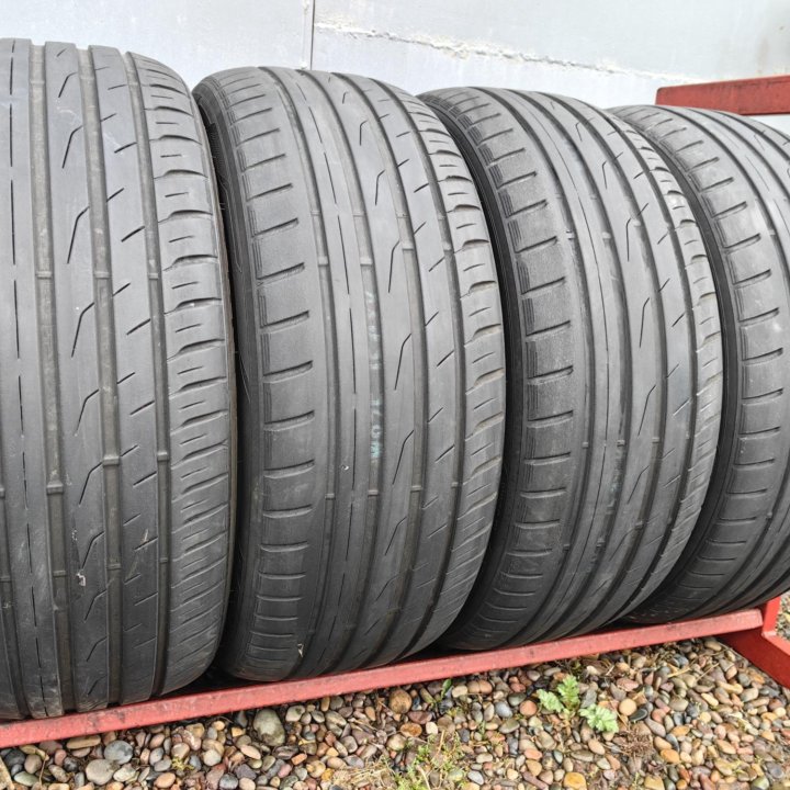 Комплект Toyo Proxes CF2 SUV 245/45 r20