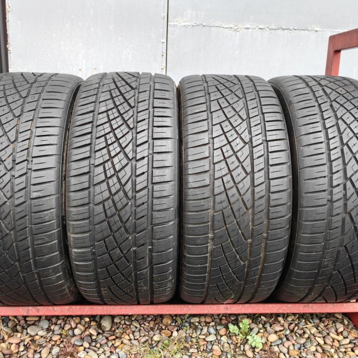 Комплект Continental Extremecontact 245/40 R18