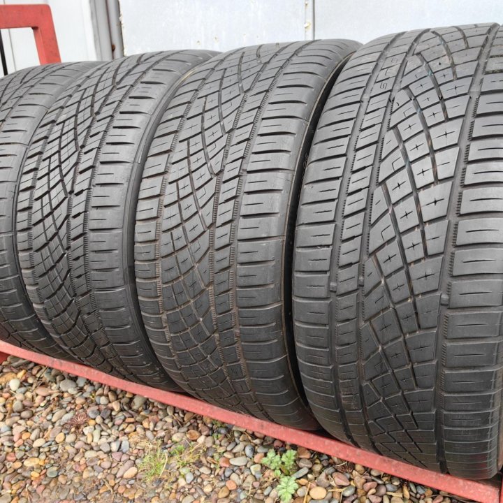 Комплект Continental Extremecontact 245/40 R18