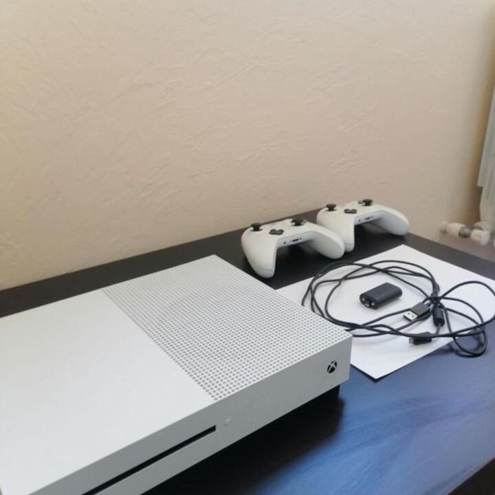 Xbox One S