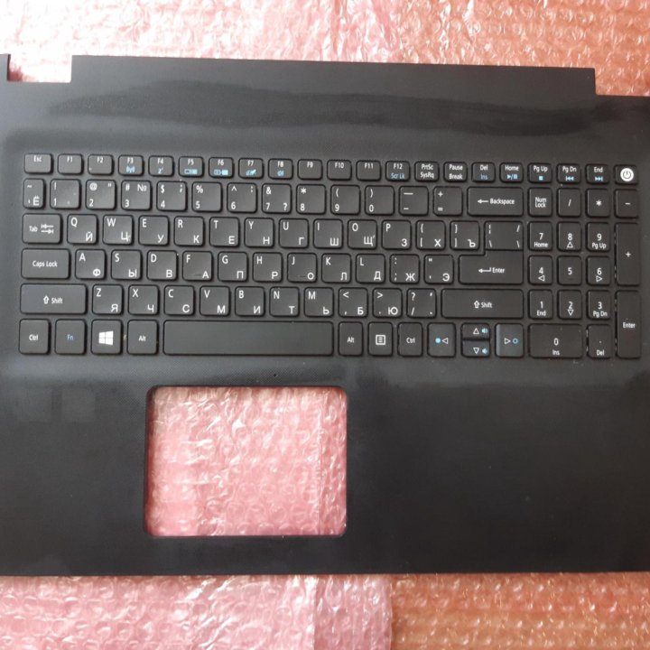 Acer Aspire E5-772G. Топкейс с клавиатурой. Black