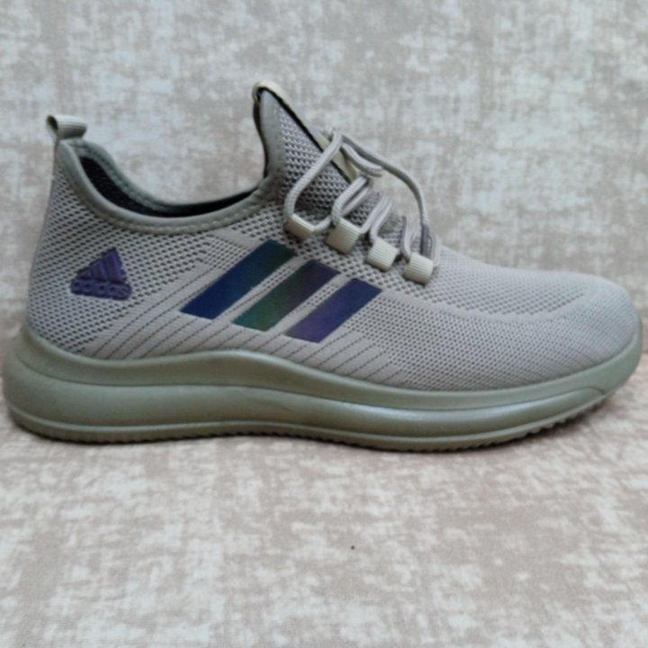 Летние Adidas р.40-45