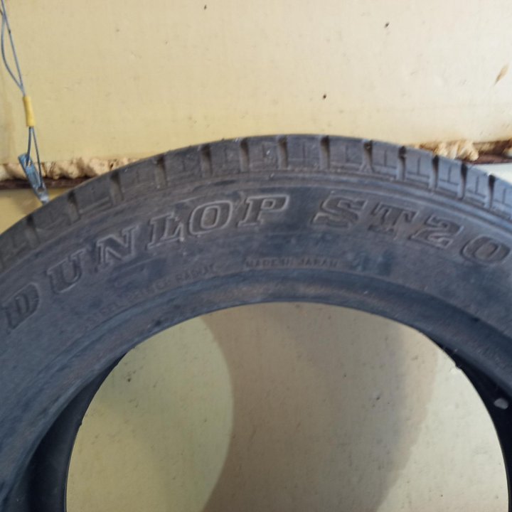 Dunlop grandtrek 215*60*17