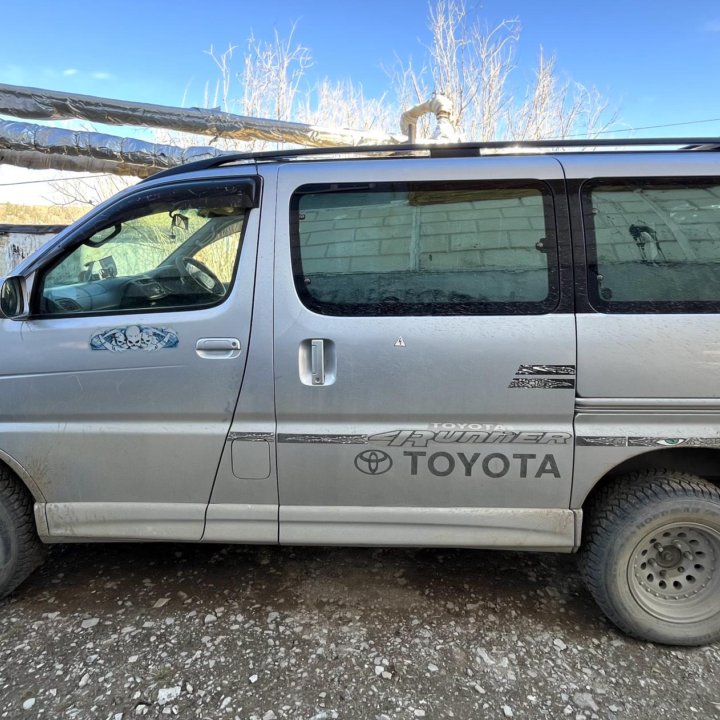 Toyota Hiace, 1997