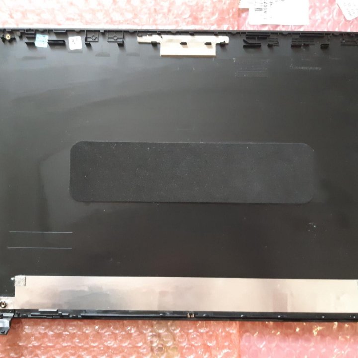 Acer A315-42. Крышка матрицы.