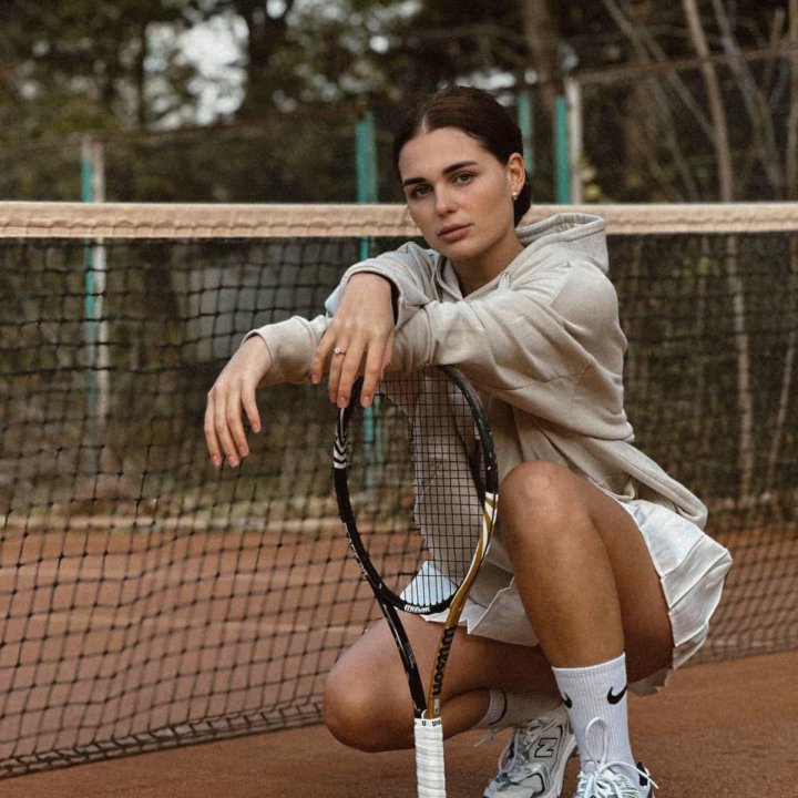 Мини-юбка тенниска