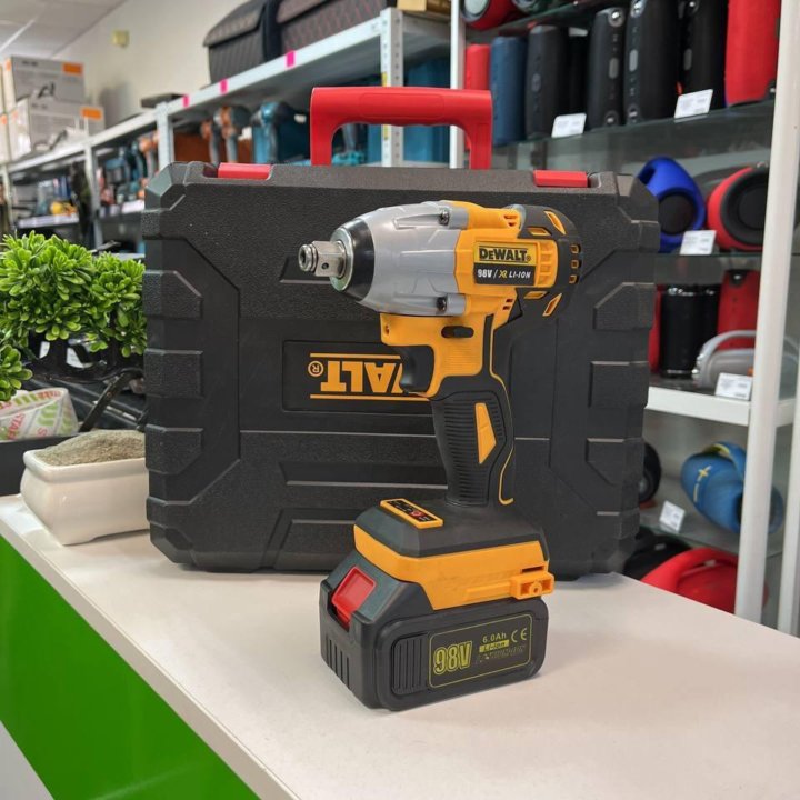 Гайковерт DeWalt 98 с набором