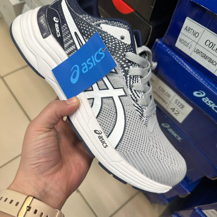 Мужские кроссовки ASICS