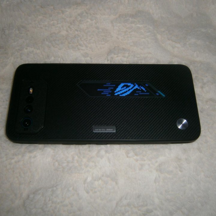 Asus rog fone 6D