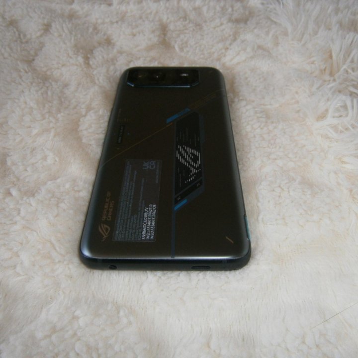 Asus rog fone 6D