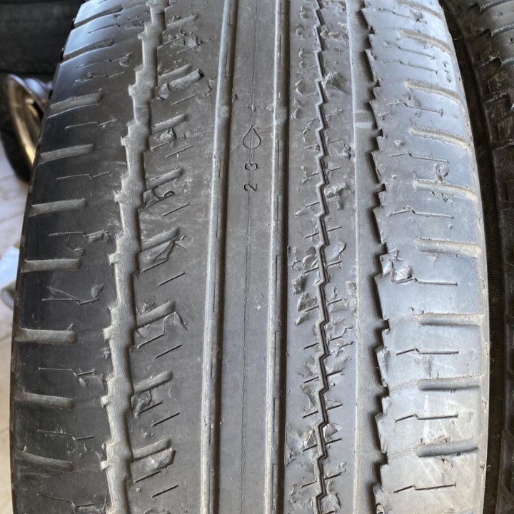 245/65 R17 Nokian Hakka Sport Utility