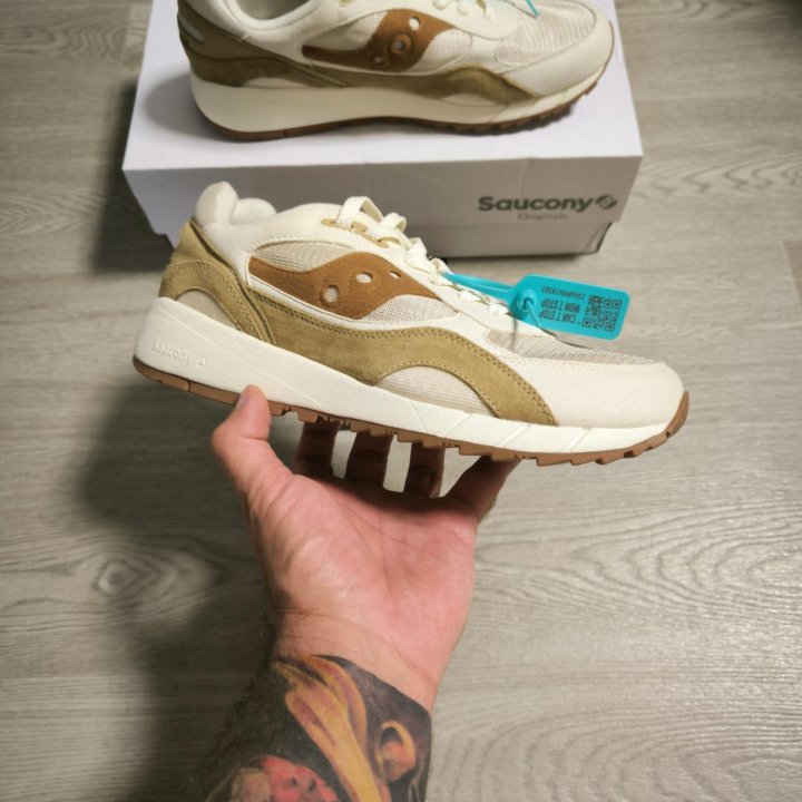 Кроссовки Saucony Shadow 6000