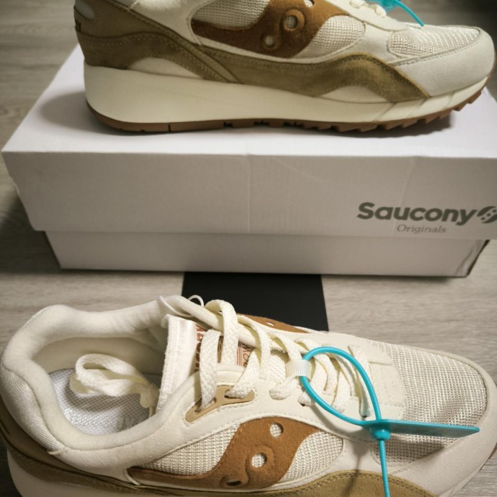 Кроссовки Saucony Shadow 6000