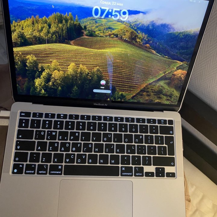 MacBook Air M1, 2020