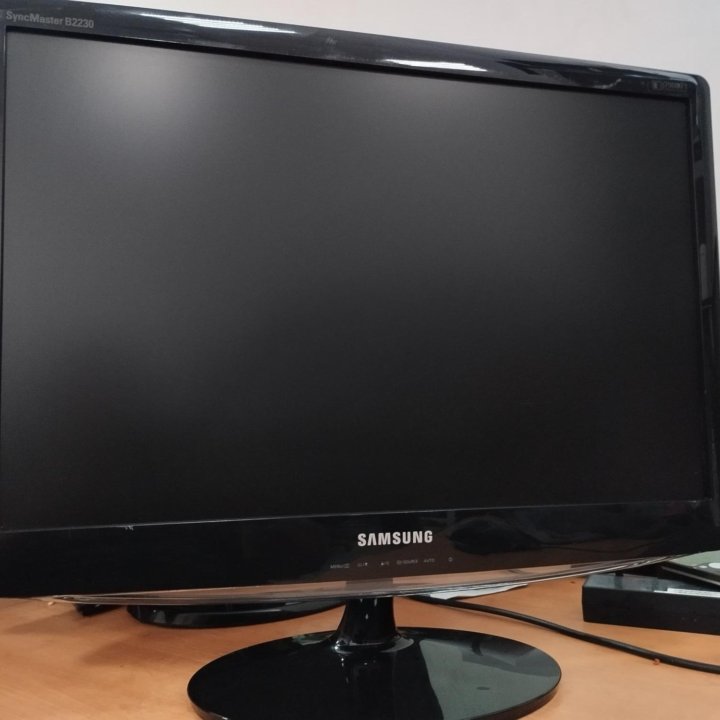 Монитор Samsung B2230W VGA DVI