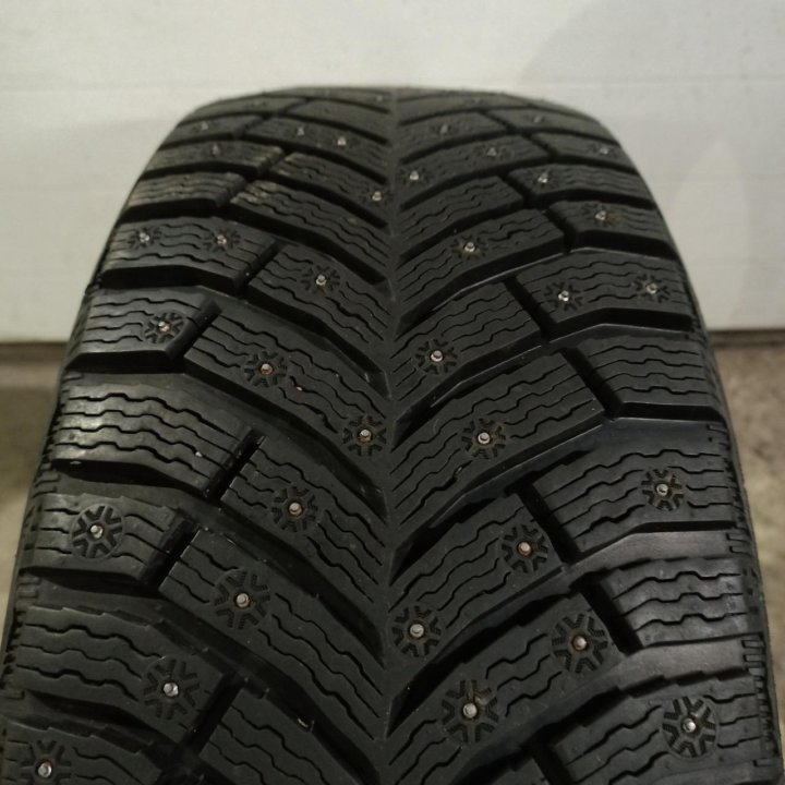 215/55R17 Michelin X-Ice North 4 (Артикул 7515)